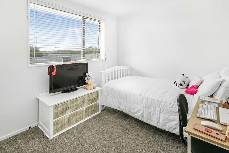 2/12 Liston Crescent Hillcrest_11