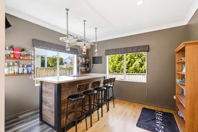 23 Chippenham Grove Churton Park_4