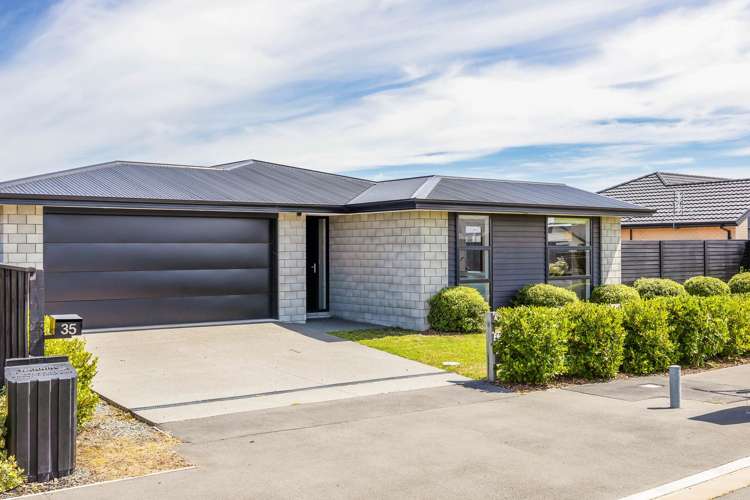 35 Bonecrusher Street Lincoln_1