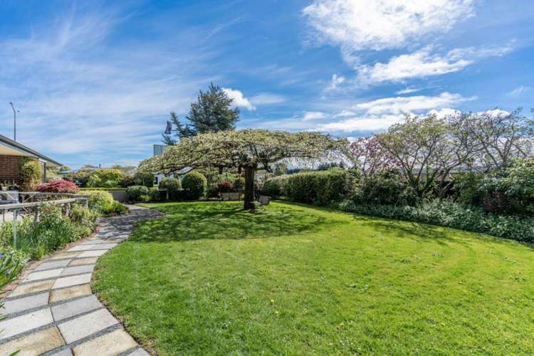 779 Queens Drive Waikiwi_7