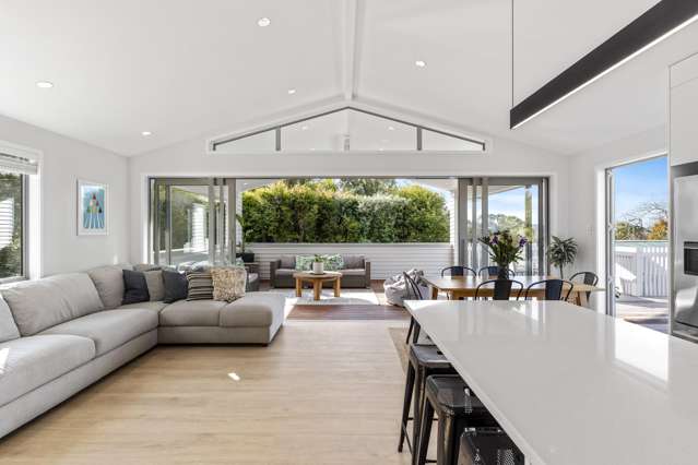 8 Austin Road Greenhithe_1