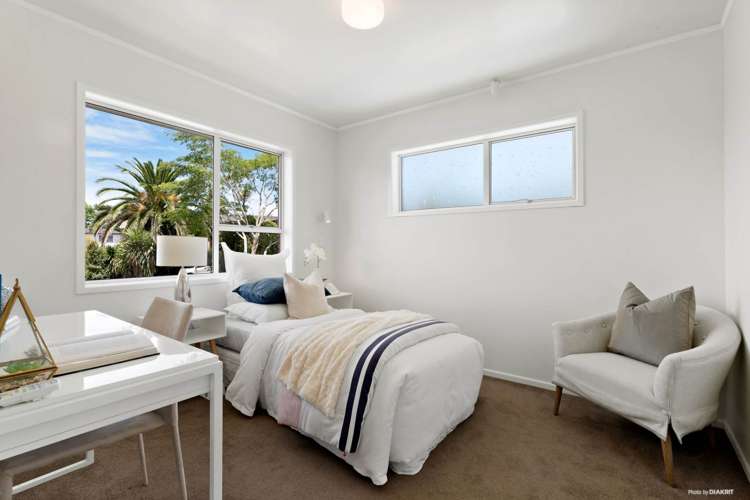 11 Nui Mana Place Te Atatu South_10