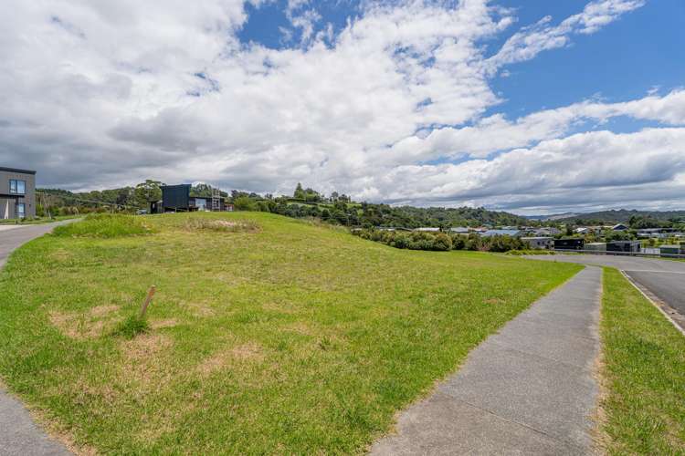 2 Tinirau Place Cooks Beach_8