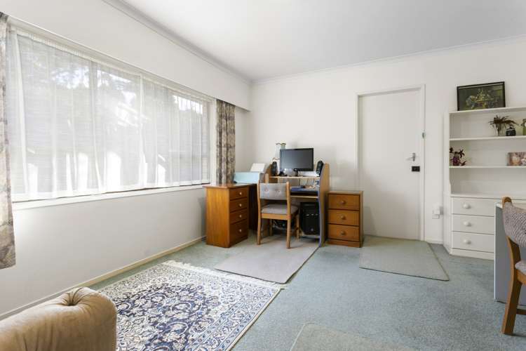 17 Atarua Gardens Waiatarua_19