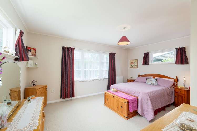 6 Willow Grove Ebdentown_16