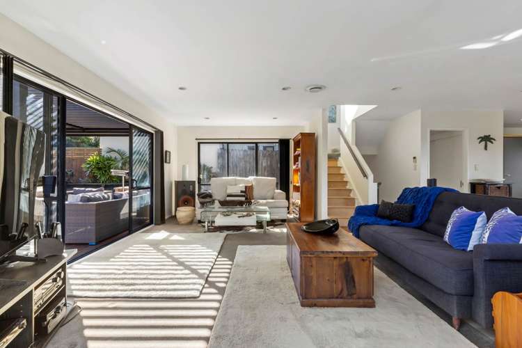 24 Bush View Lane Northcote_7