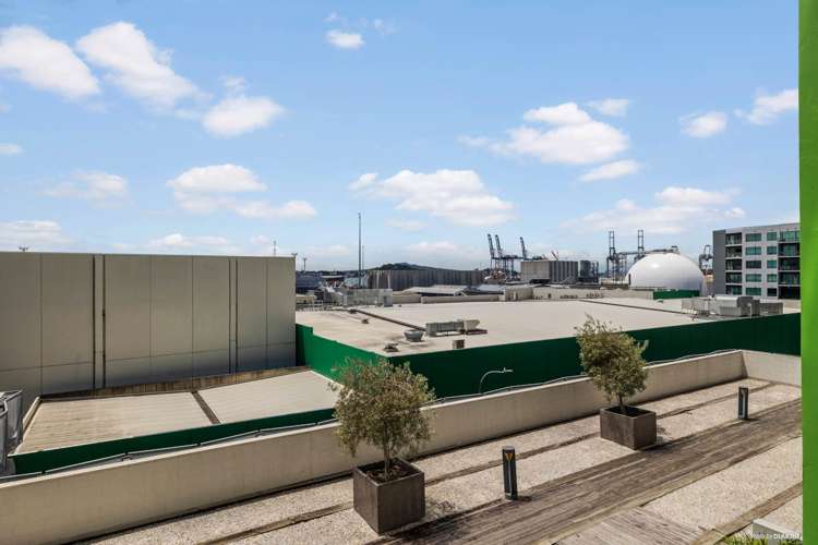 607/18 Beach Road Auckland Central_10