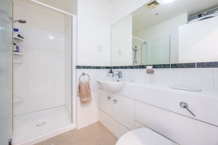 12c/14 Waterloo Quadrant Auckland Central_12