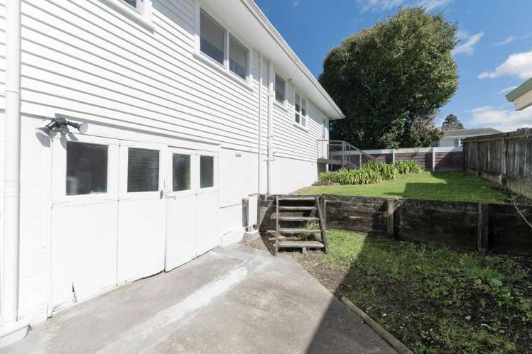 1/16 Ellice Road Totara Vale_10