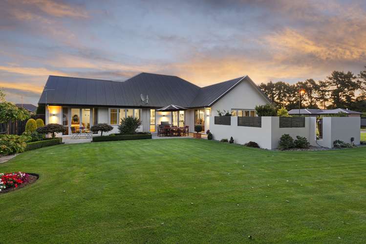 38 Grangewood Drive Lincoln_0