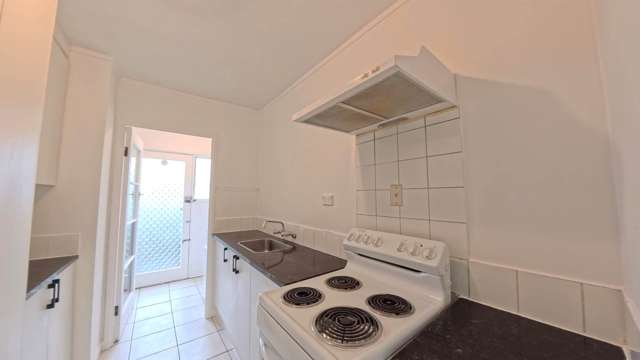 1/2 Fairview Road Mt Eden_4