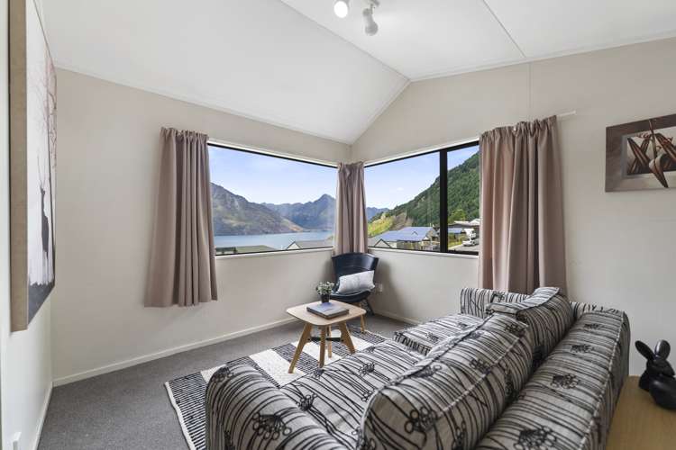 9a Dart Place Fernhill/Sunshine Bay_18