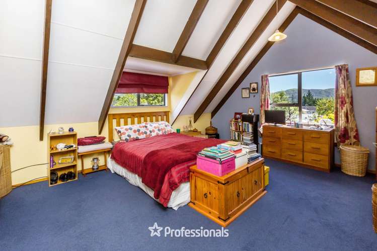 2 Fenchurch Grove Stokes Valley_5