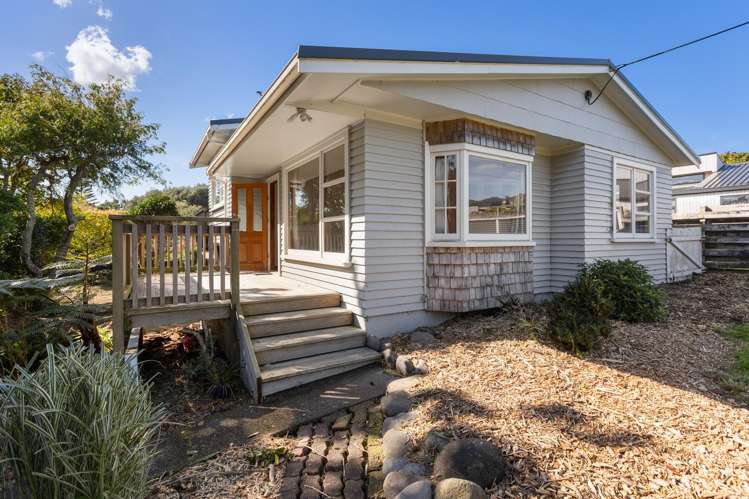 43 Wairau Road Oakura_21