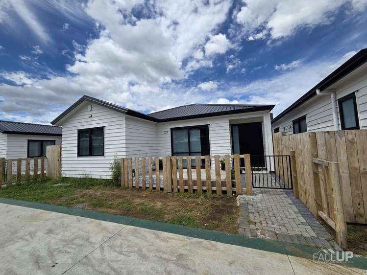 37b Clarkson Crescent Otara_1