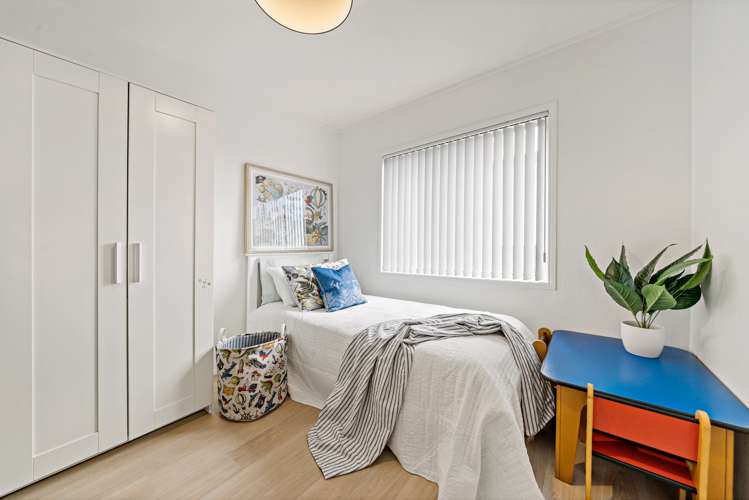 1/54 Felton Mathew Avenue Saint Johns_8