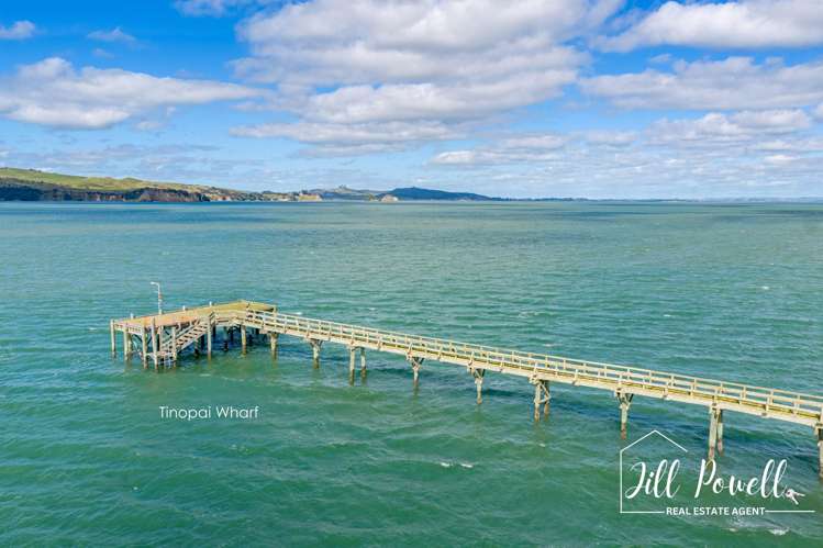 13 Moana Road Tinopai_37