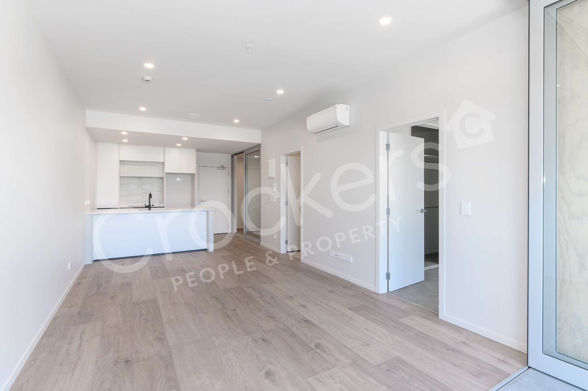 A512/2 Munroe Lane 10862_0