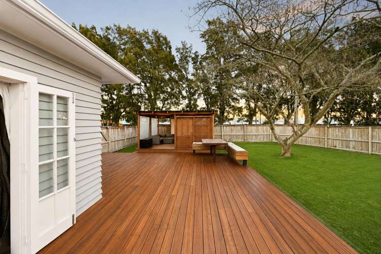12 Tui Avenue Forest Lake_16