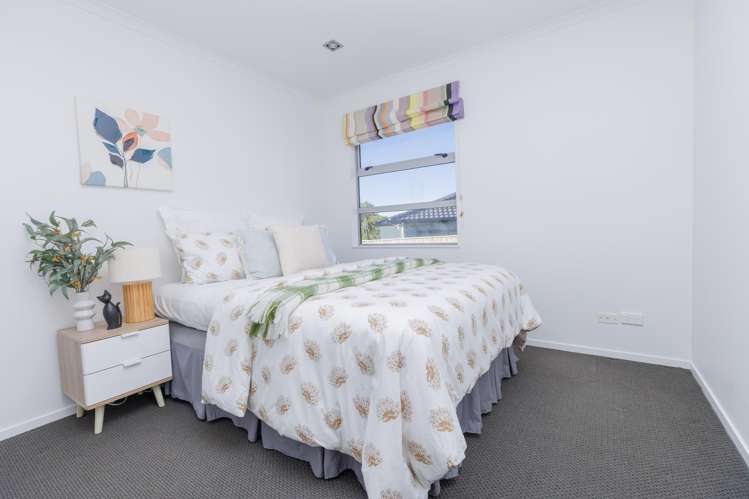 11 Yarnbrook Grove Churton Park_14