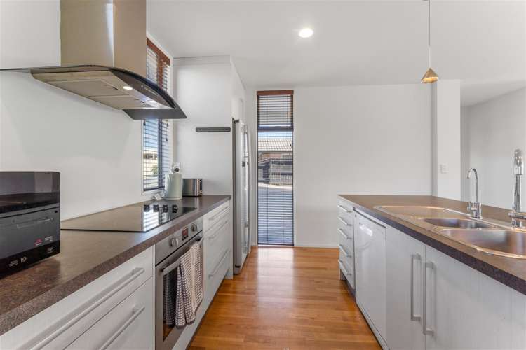 8 Phoebe Place Richmond_16