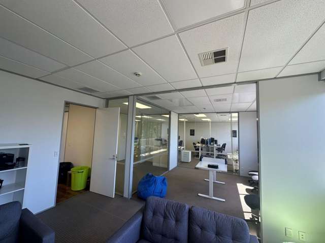 277 Te Irirangi Drive Flat Bush_1