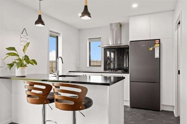 27 Lunn Cr Leeston_2