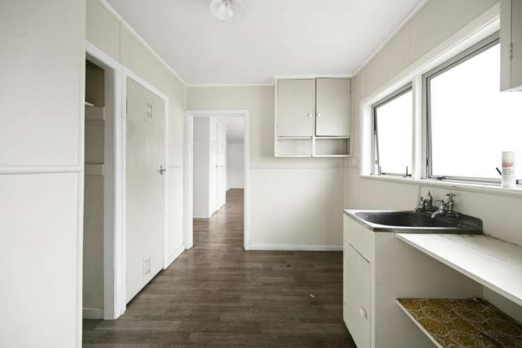 14 Wall Street Nawton_17