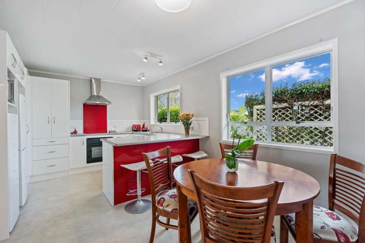2/6A King Street_1