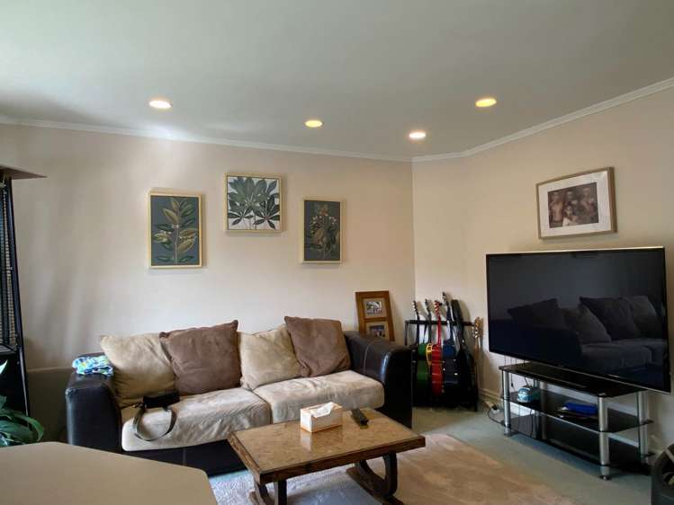 24 Kuripaka Crescent The Gardens_2