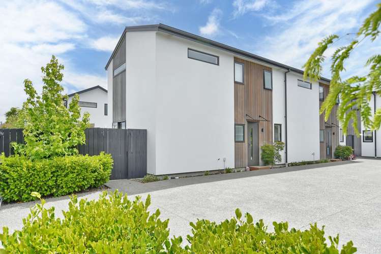 1/27 Winton Street_0