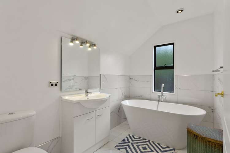 15 Burch Street Mount Albert_12