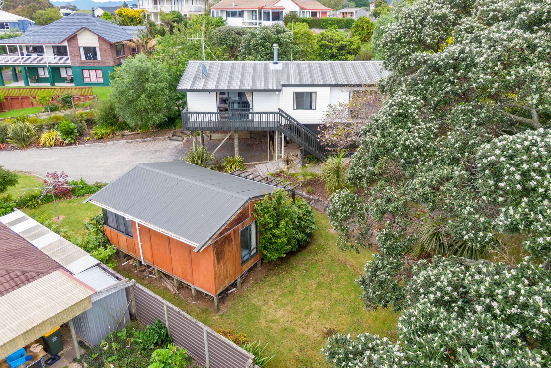 35 Pohutukawa Drive Athenree_0