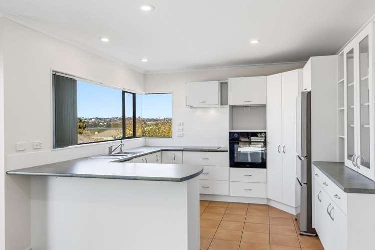 53 Kath Hopper Drive Orewa_4