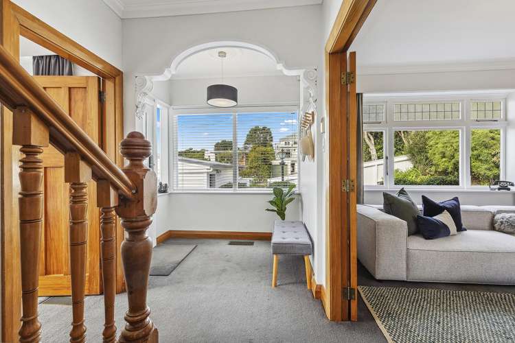 21 Waikare Street Karori_4