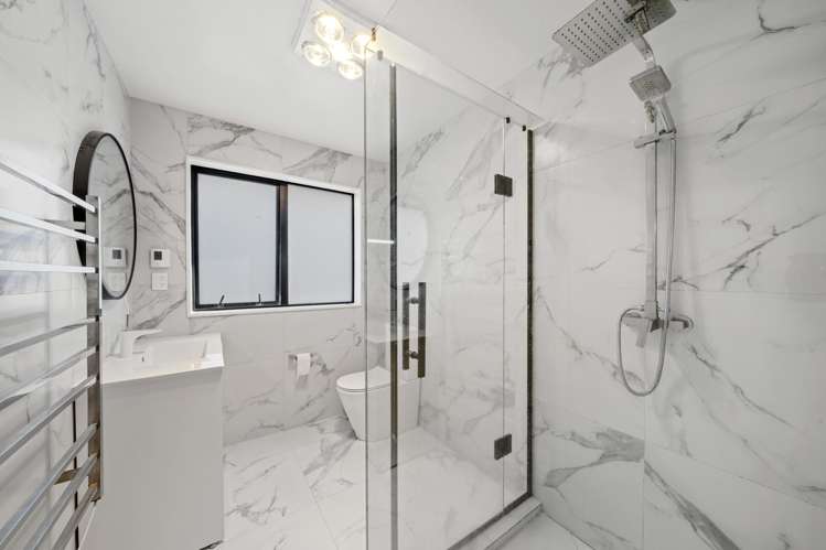 13 Downpatrick Drive Flat Bush_25