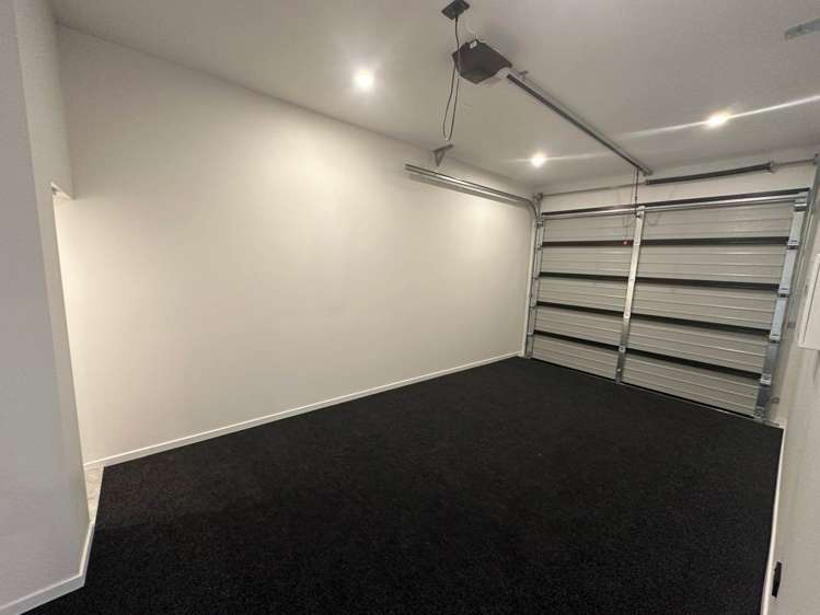 3/32 Bradbury Road Botany Downs_10