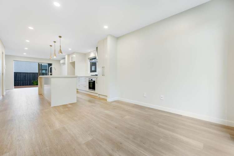 6 Lords Way Millwater_21