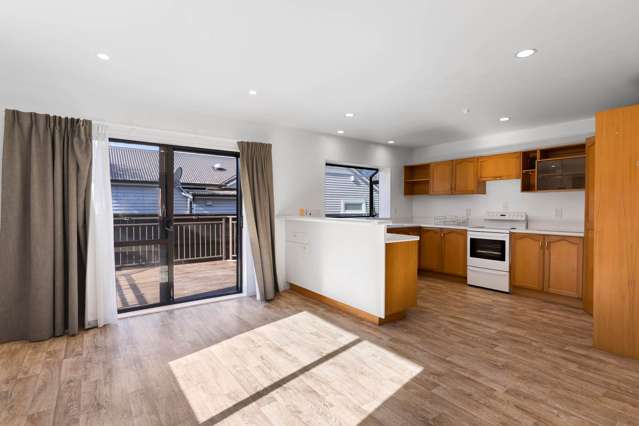 2/49 Rawhiti Road One Tree Hill_2