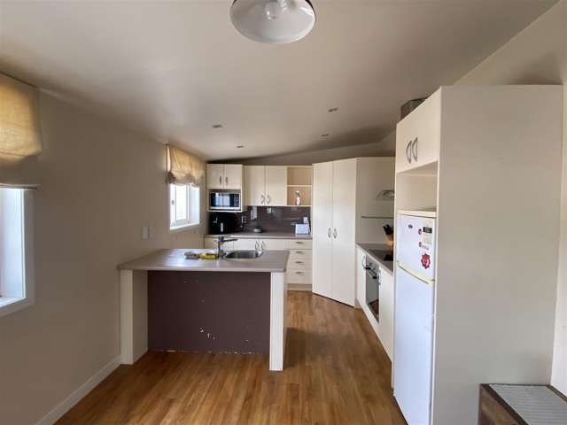 Unit A at 4 Newton Place Frankton_3