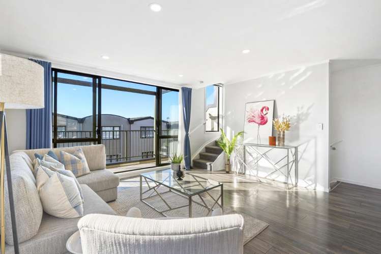 2/8 Flynn Street Birkdale_15