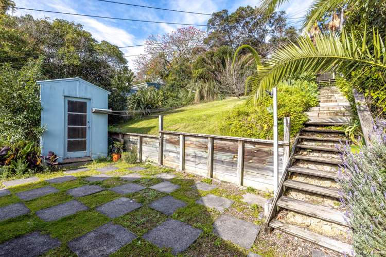 29 Ocean Road Surfdale_12