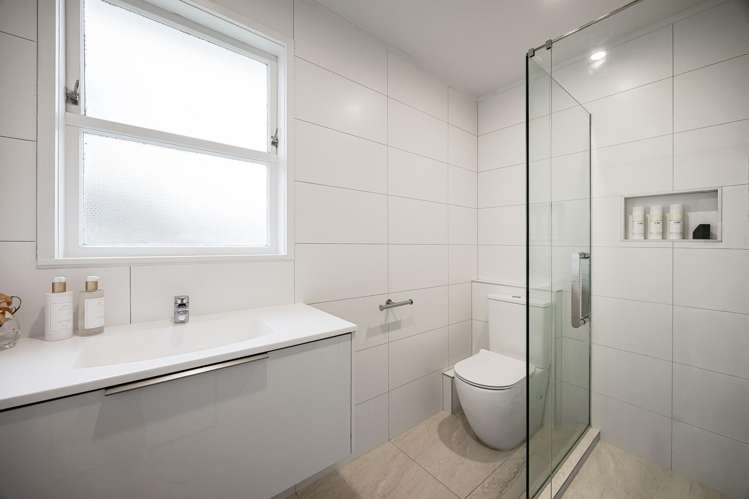 78 Vandeleur Avenue Birkdale_8