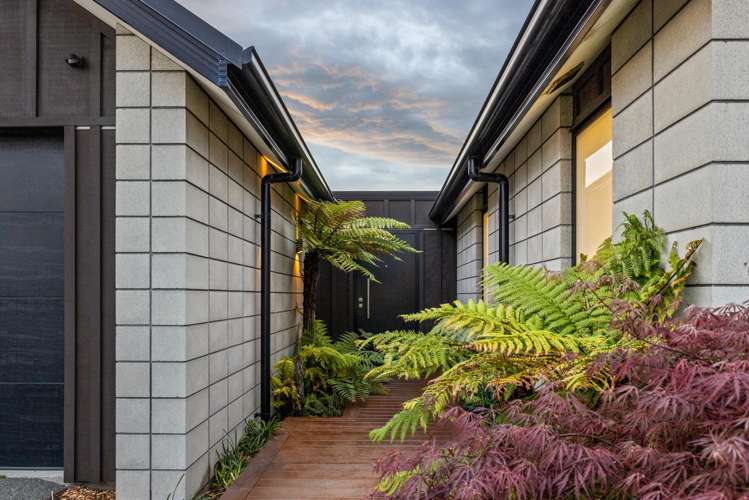 3 James Caird Lane Wigram_22