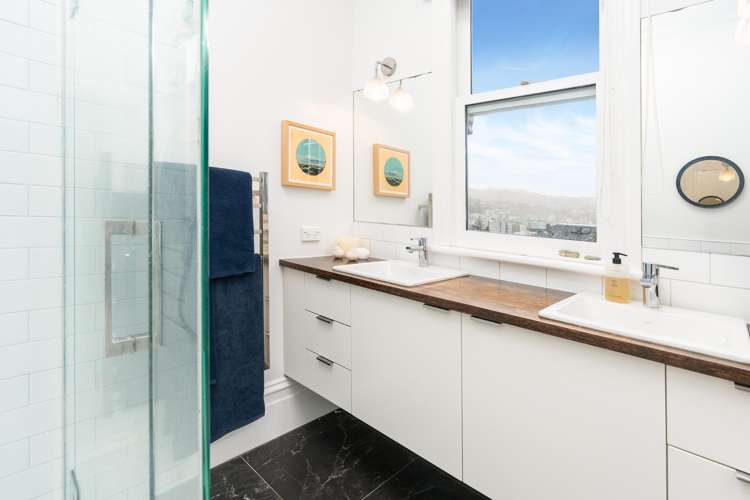 18 Austin Street Mount Victoria_34