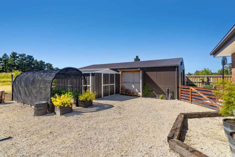 2/32 Glenmark Drive Waipara_17