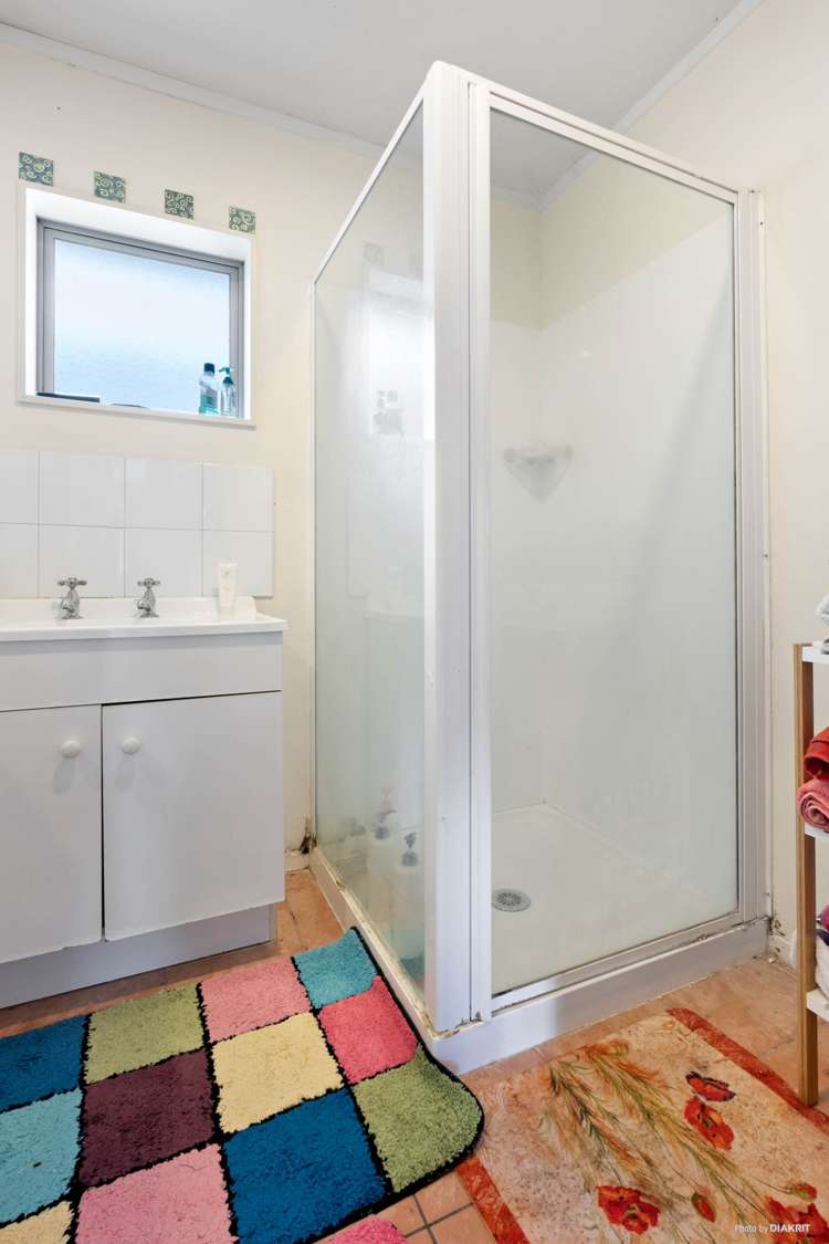 46 Manston Road Mangere_11