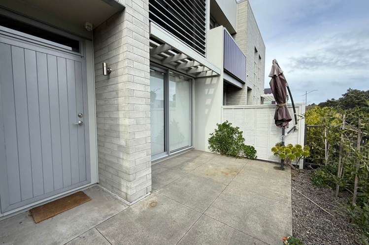 70 Stonefields Avenue Stonefields_2