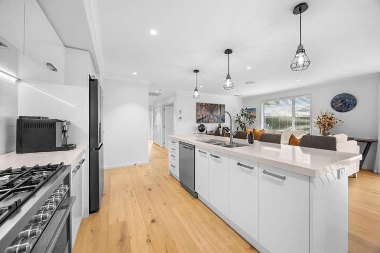 24 Sir Lincoln Drive Kumeu_13