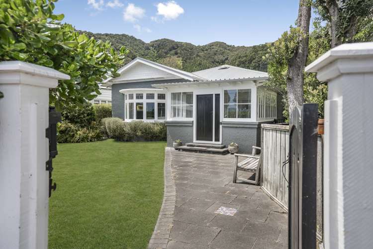 23 Marine Parade Eastbourne_33